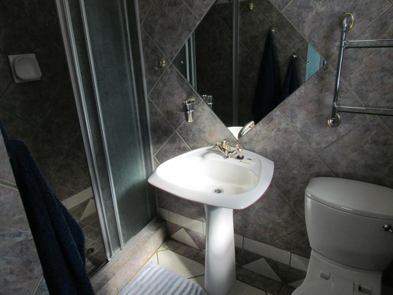 Mountjoy Guest Lodge Margate Phòng bức ảnh